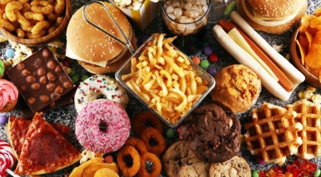 Zindeliğinizi azaltan 5 yiyecek: Yorgun hissetmenizin arkasındaki sebep bu besinler olabilir…
