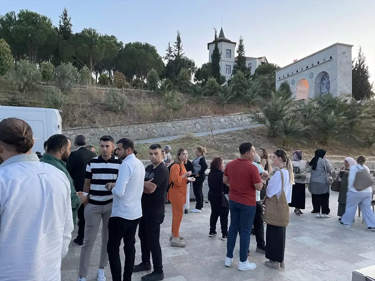 Menderes için Anma ve Lokma Hayrı