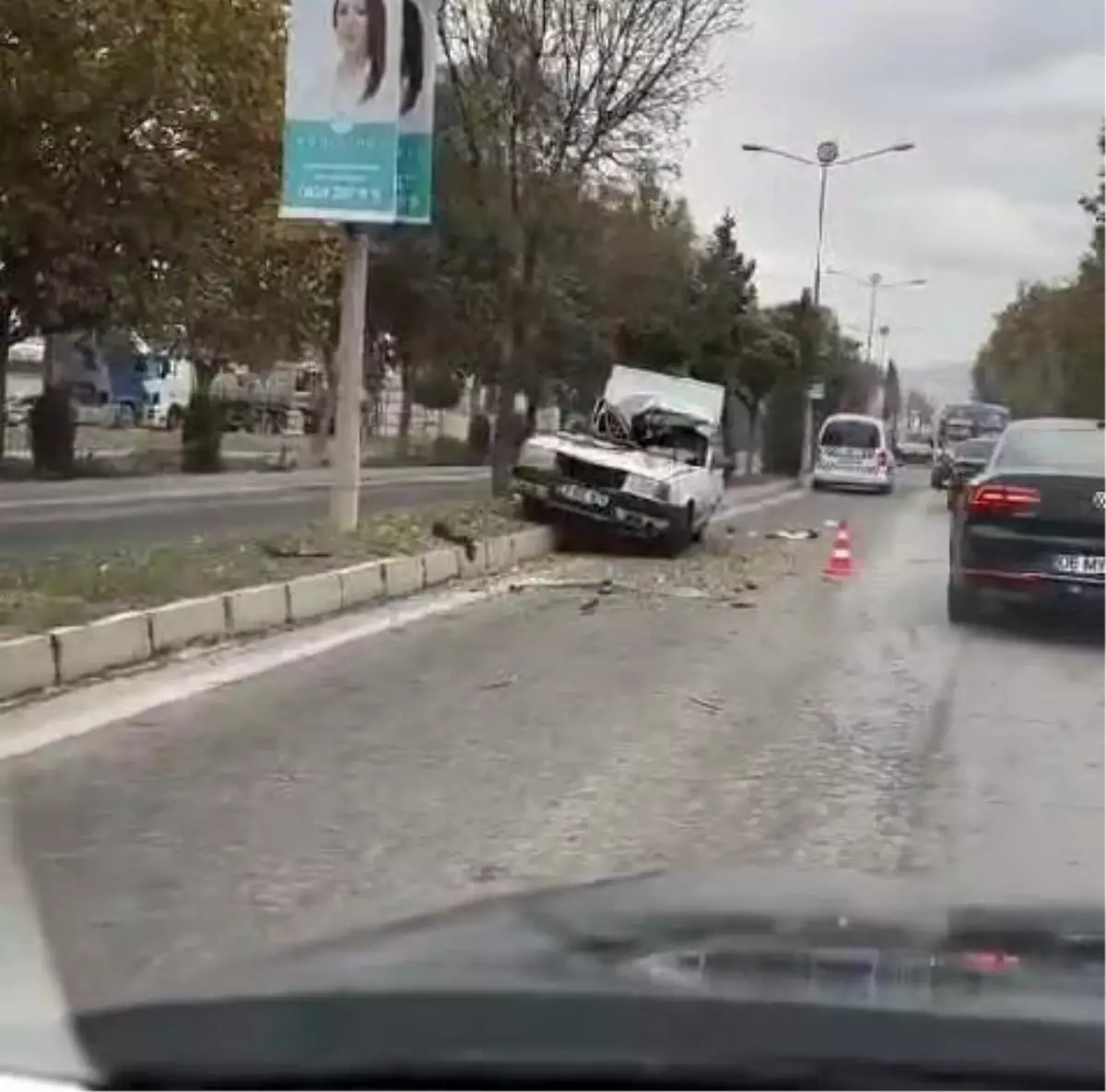 Elazığ’da Trafik Kazası: Sürücü Yaralandı